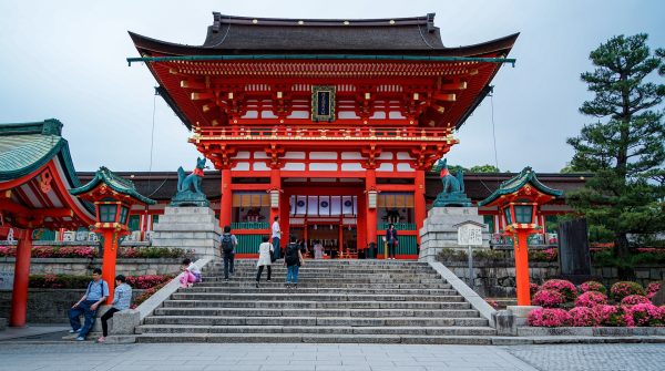 fushimi inari taisha shrine japon