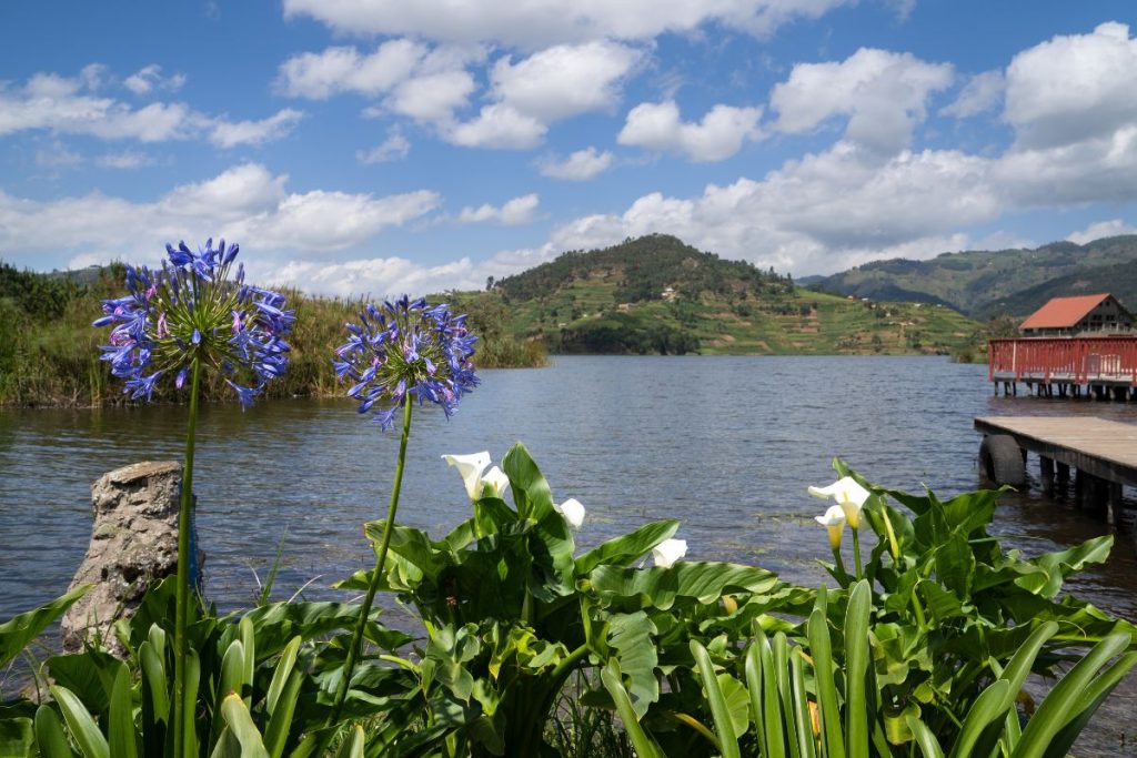 6 Lago Bunyonyi Un Remanso de Tranquilidad