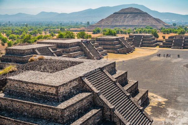 Piramides De Teotihuacan