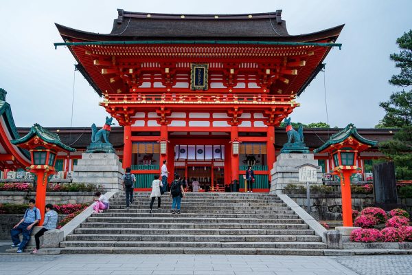 fushimi inari taisha shrine japon